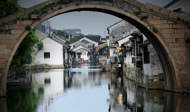 岩浆地牢